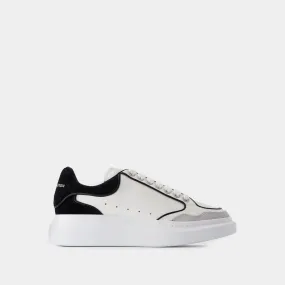 Alexander McQueen  Oversized Sneakers - Alexander McQueen - Leather - White