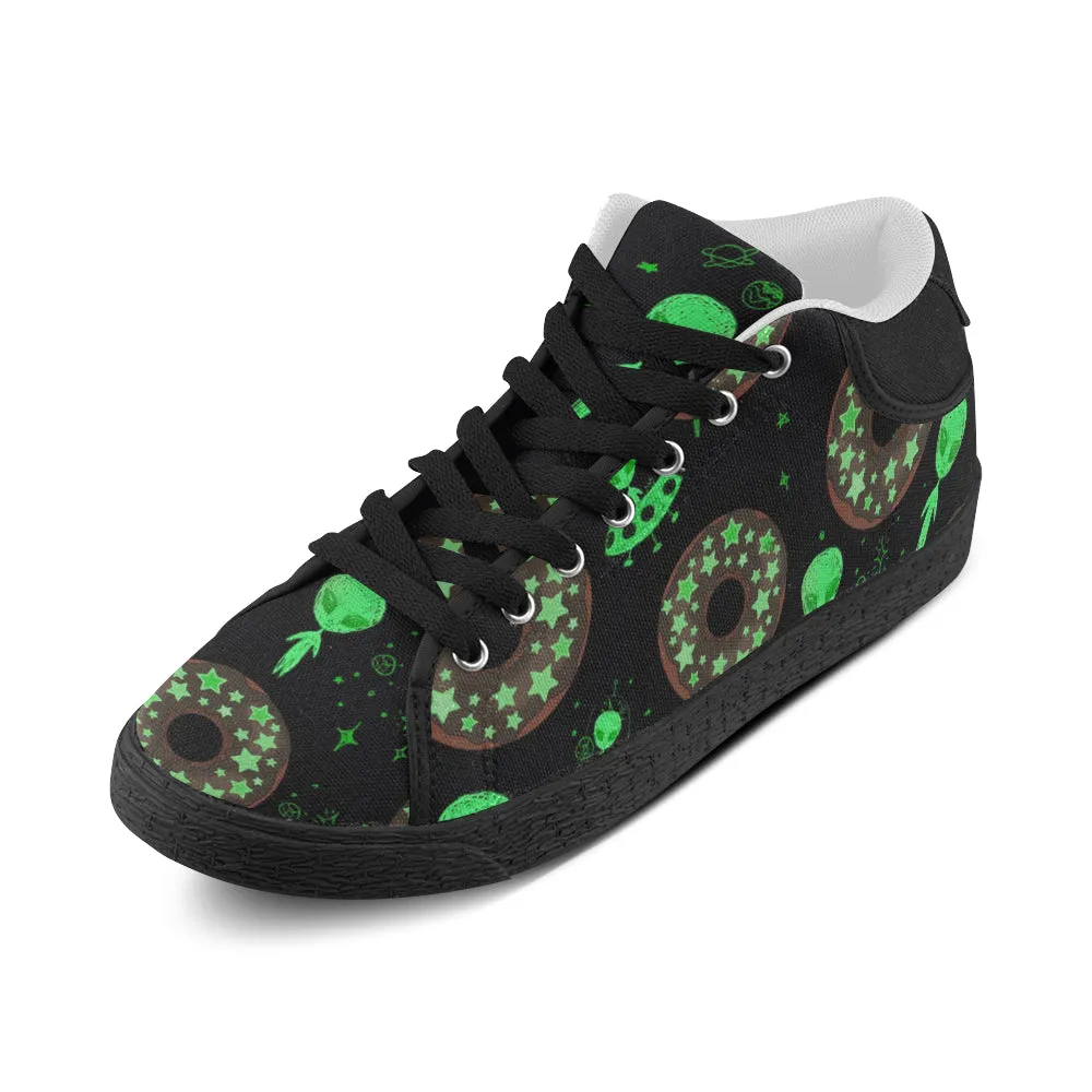 Alien Space Donut Men's Chukka Sneakers