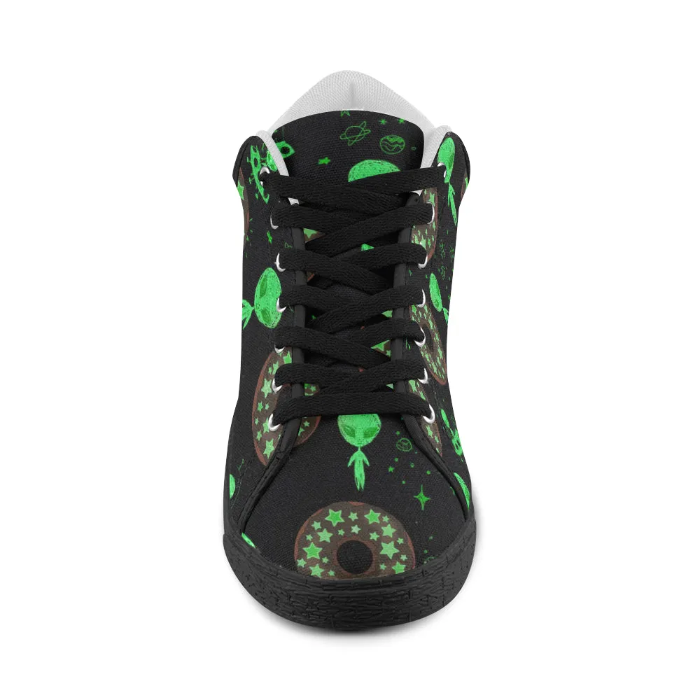 Alien Space Donut Men's Chukka Sneakers