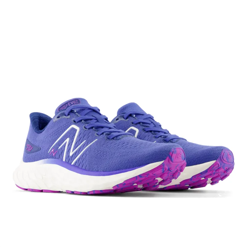 New Balance Women's Fresh Foam X EVOZ V3 Running Shoe - WEVOZCG3 (Wide)