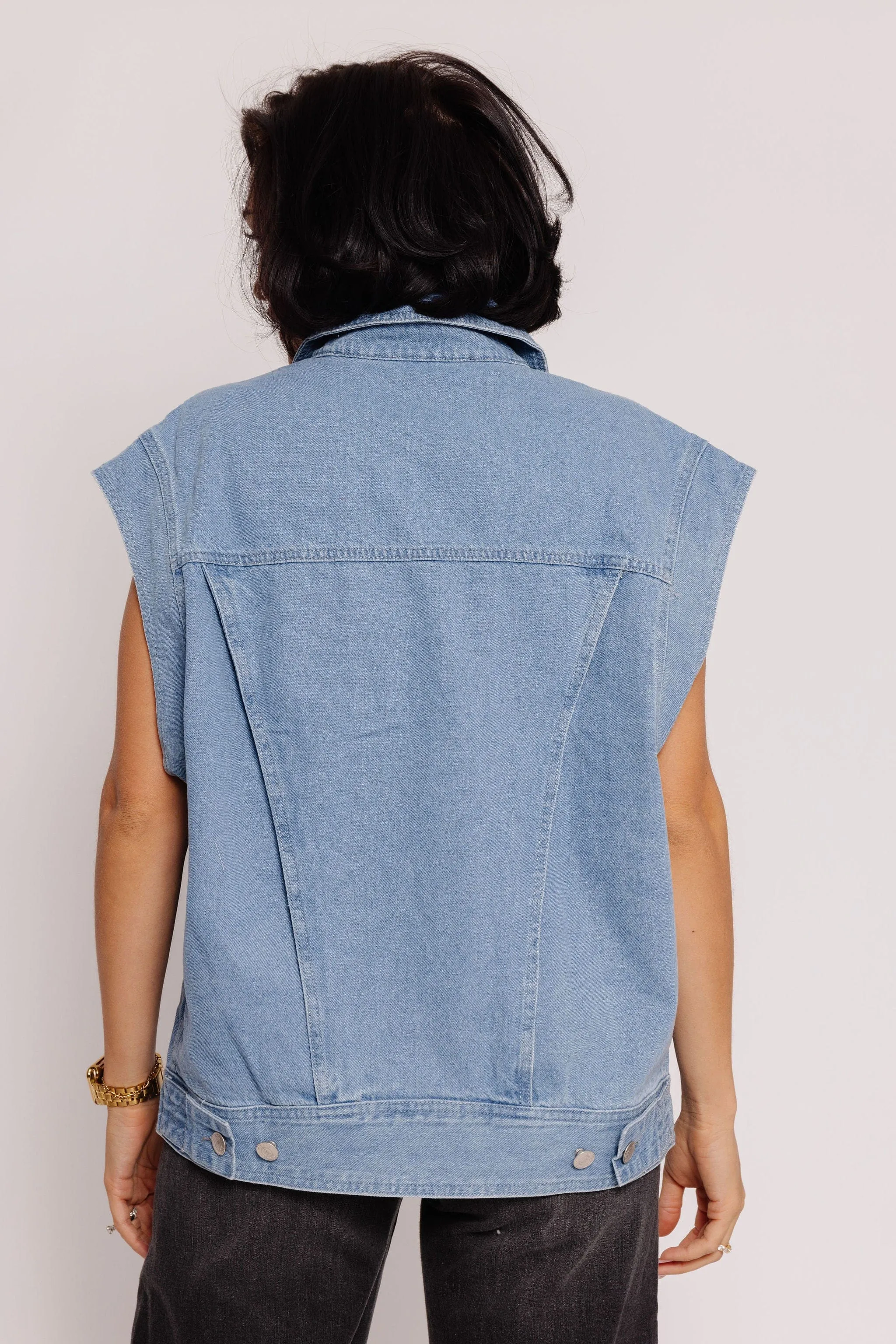 Oliver Denim Vest in Denim Blue