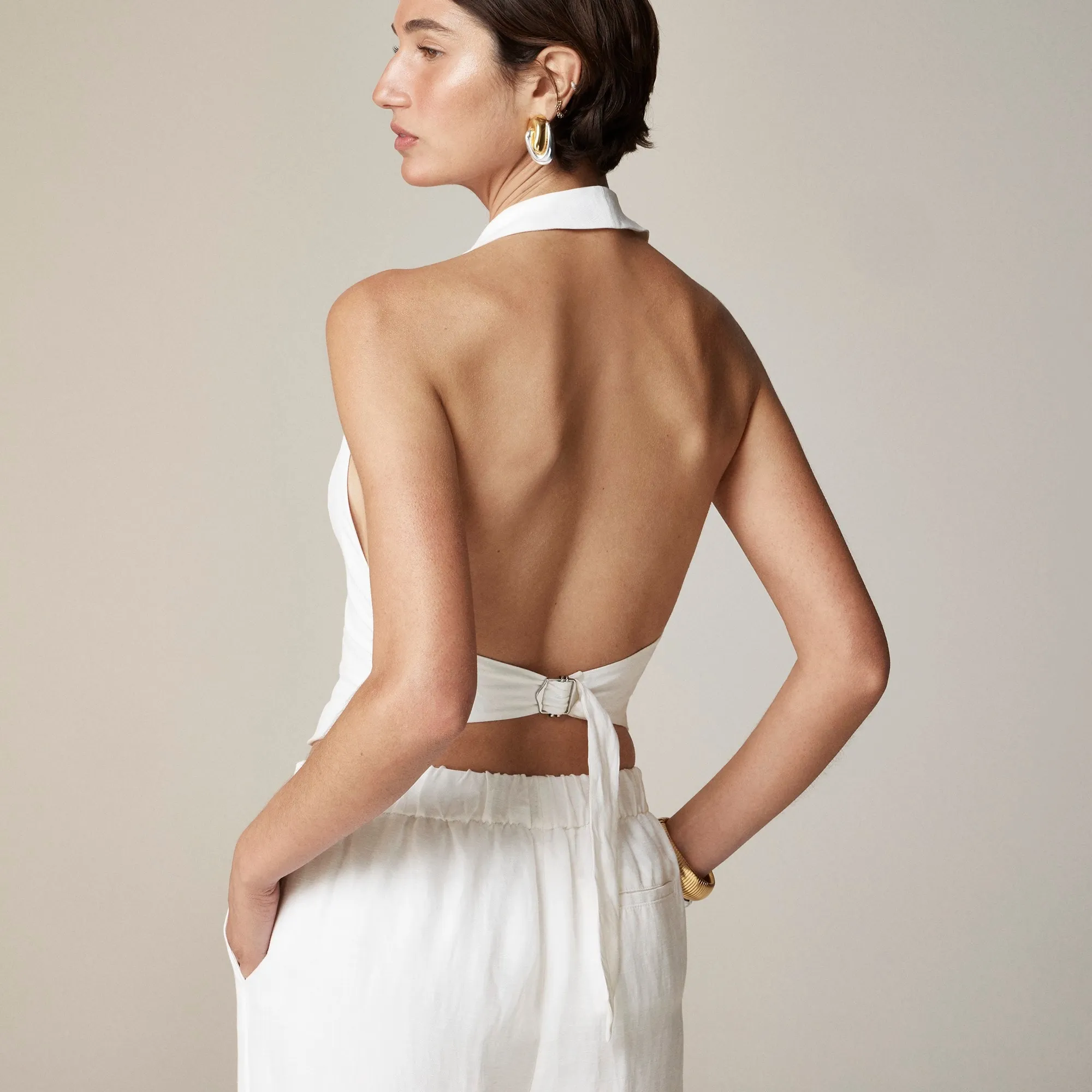 Open-back vest in linen-cupro blend