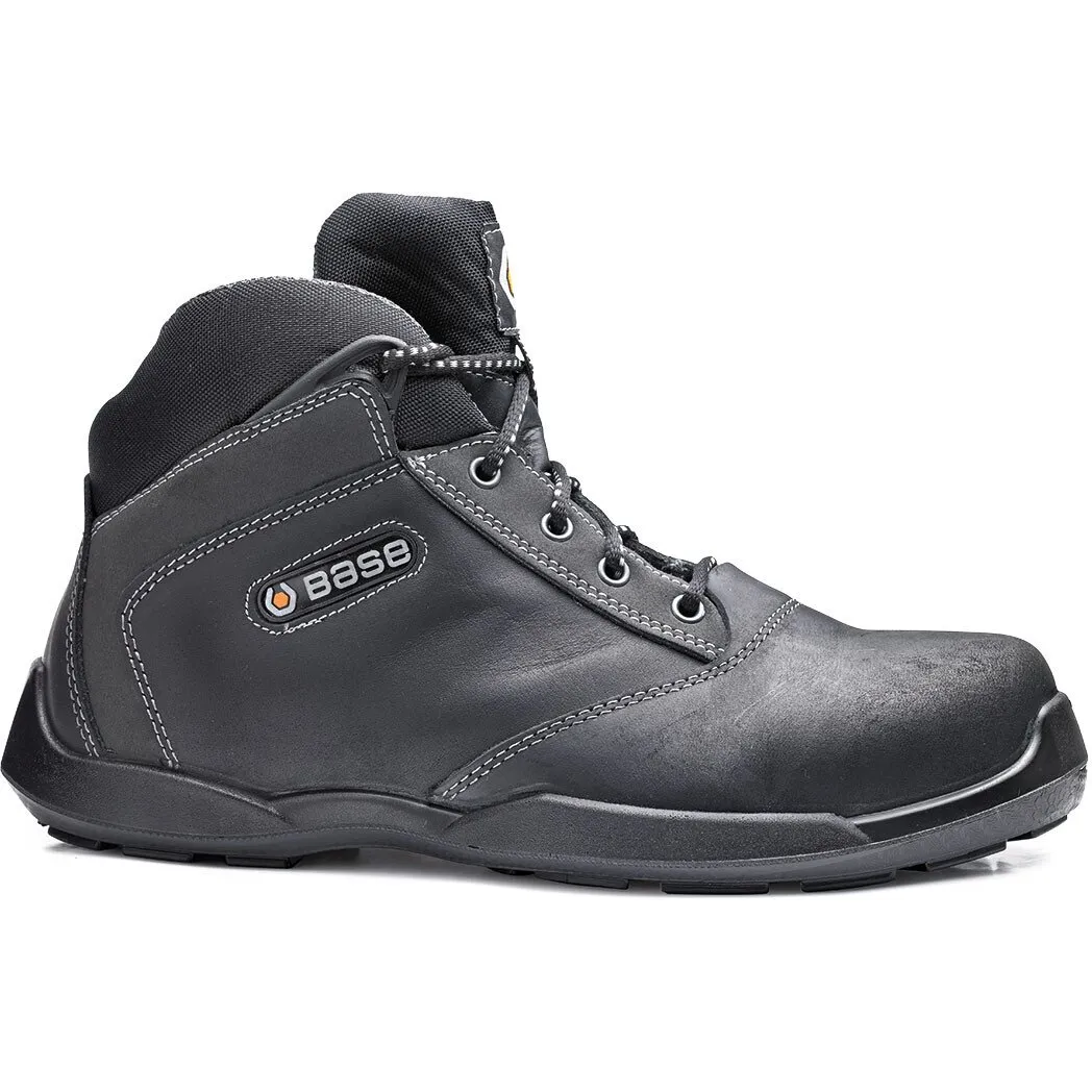 Portwest Base B0653 Record Hockey Safety Boot - Black/Grey