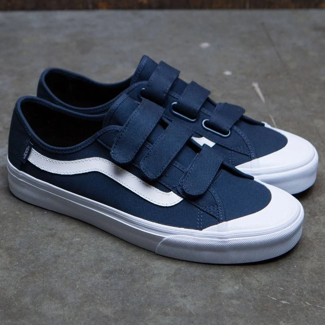 Vans Men Black Ball V (blue / dress blues / white)