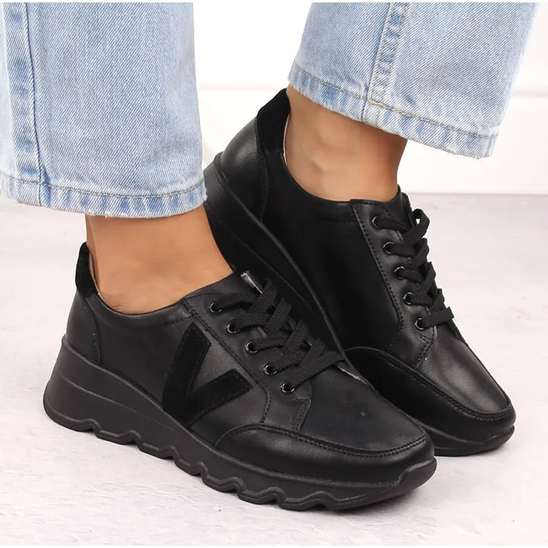 Women's leather sneakers on a wedge, black, Vinceza 7918