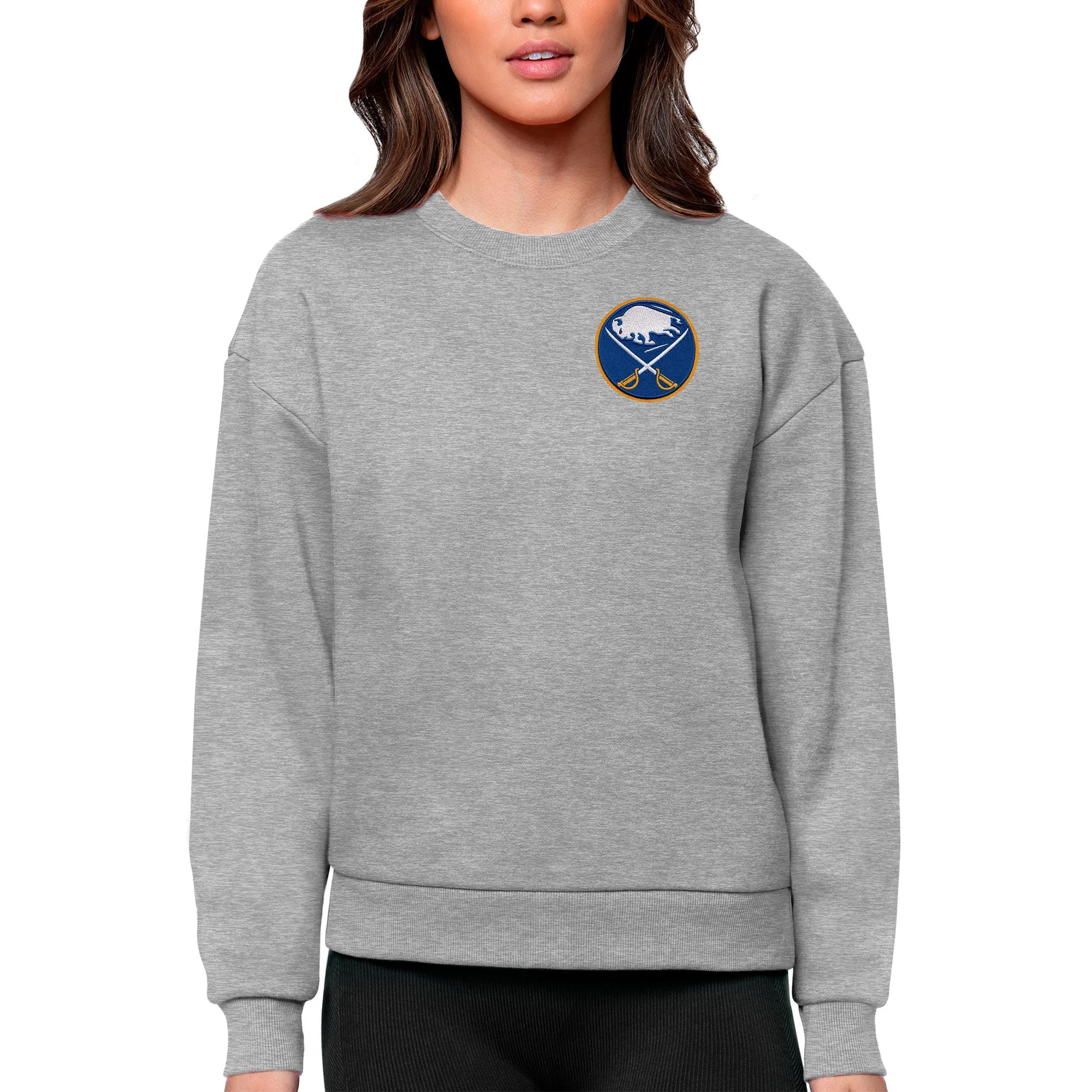 Women's Buffalo Sabres Antigua Heather Gray Primary Logo Victory Crewneck Pullover Sweatshirt