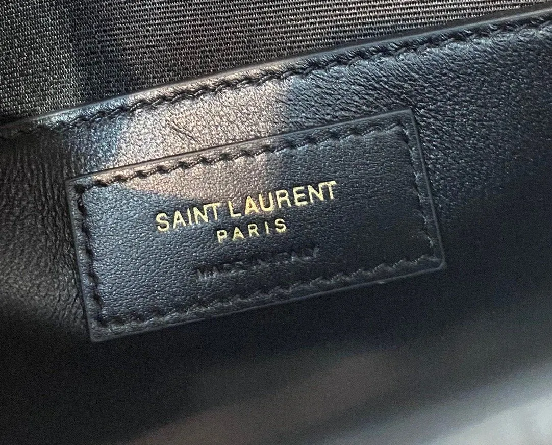 Yves Saint Laurent Manhattan Small Shoulder Bag Black